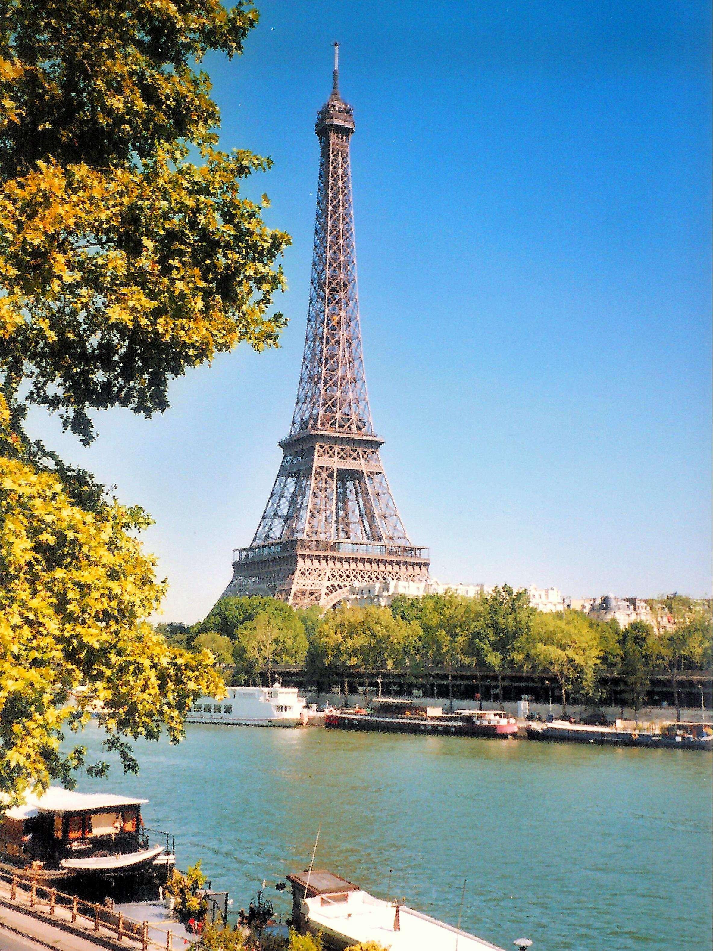 Campanile 15 - Tour Eiffel Parigi